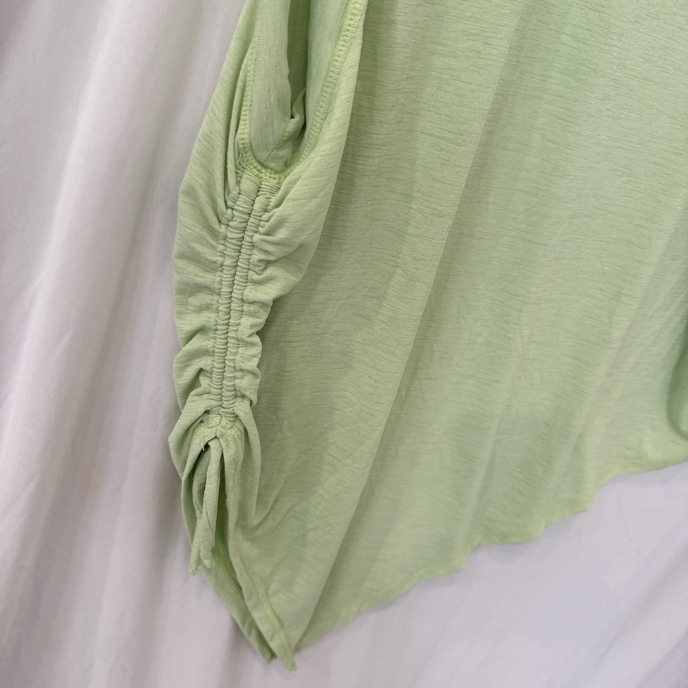 Free People Movement NWOT light green workout tank with side tie sz XS - Picture 3 of 6